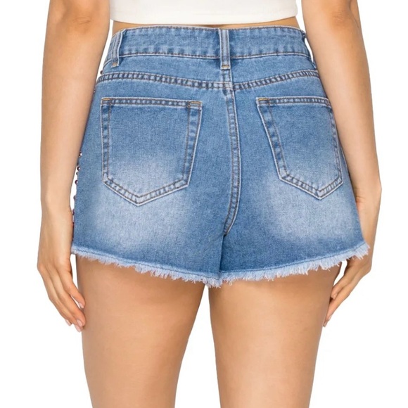 Cali-1850 Blue Denim Studded Festival Shorts Sz 7/28 - Picture 7 of 15